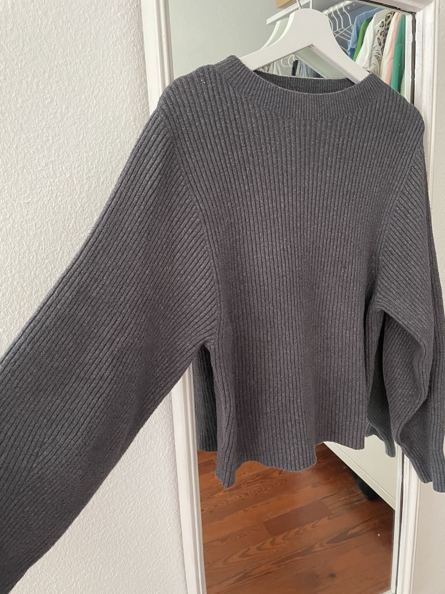 Cos Pulls & Sweat-shirts: Grau/blauer Pullover – D'occasion à Bern par Corinn_na 2