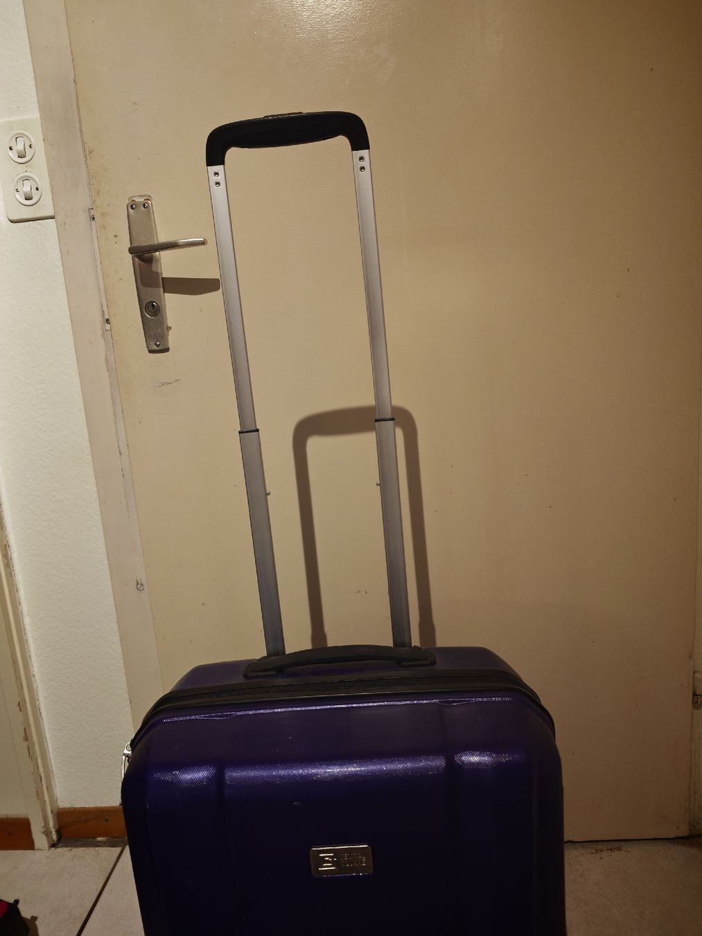 Reisekoffer: Handgepäck Koffer – Gebraucht aus Sulgen von 34j_p6s2 2