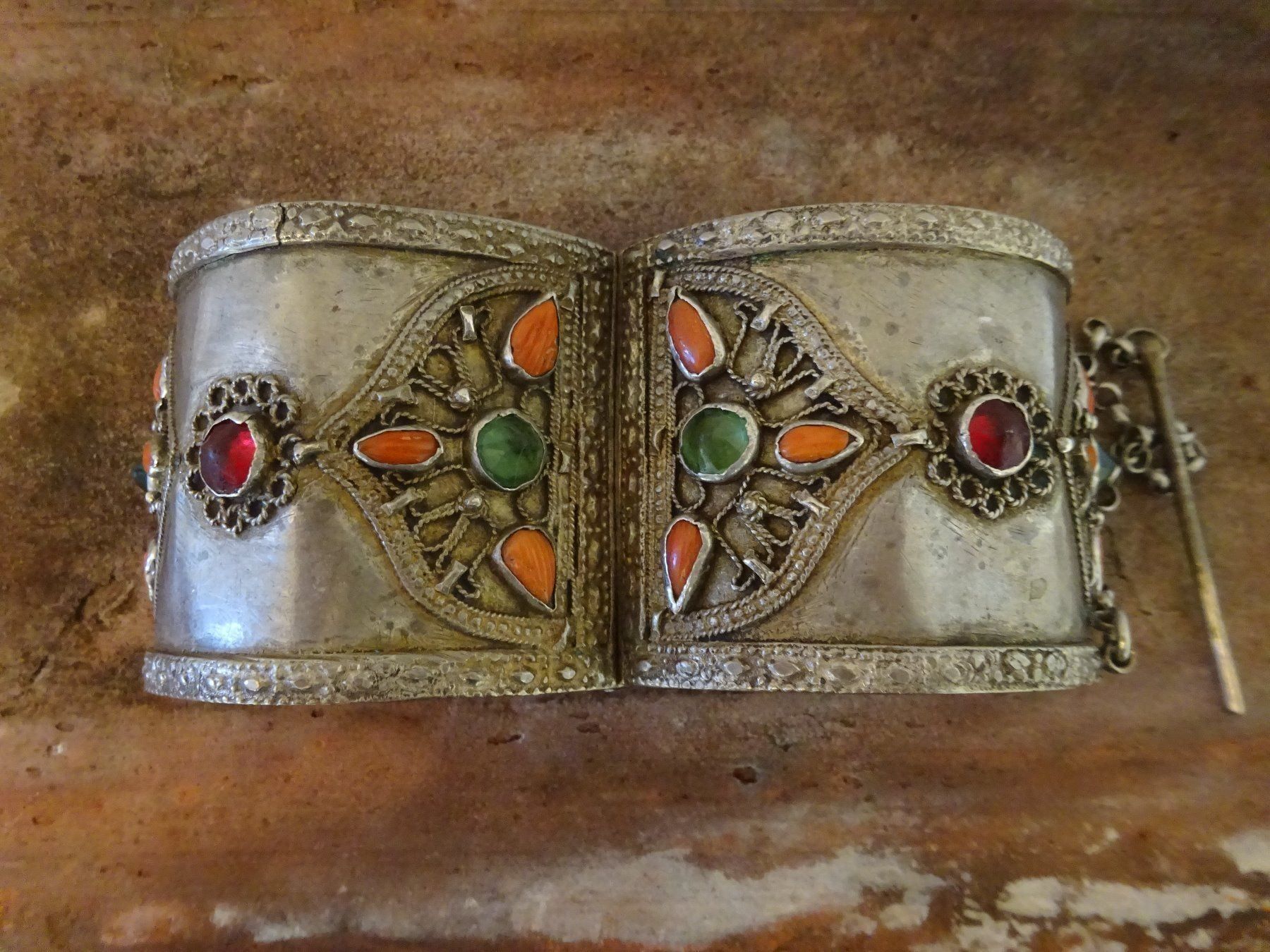 Bracciali & Braccialetti: Armreif Indien Koralle – Usato da Esslingen venduto da FetteSchnecke 2