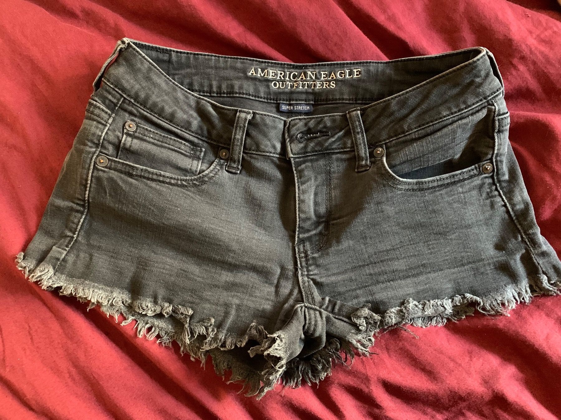 American Eagle Jeans: American Eagle low rise shorts – Gebraucht aus Bern von