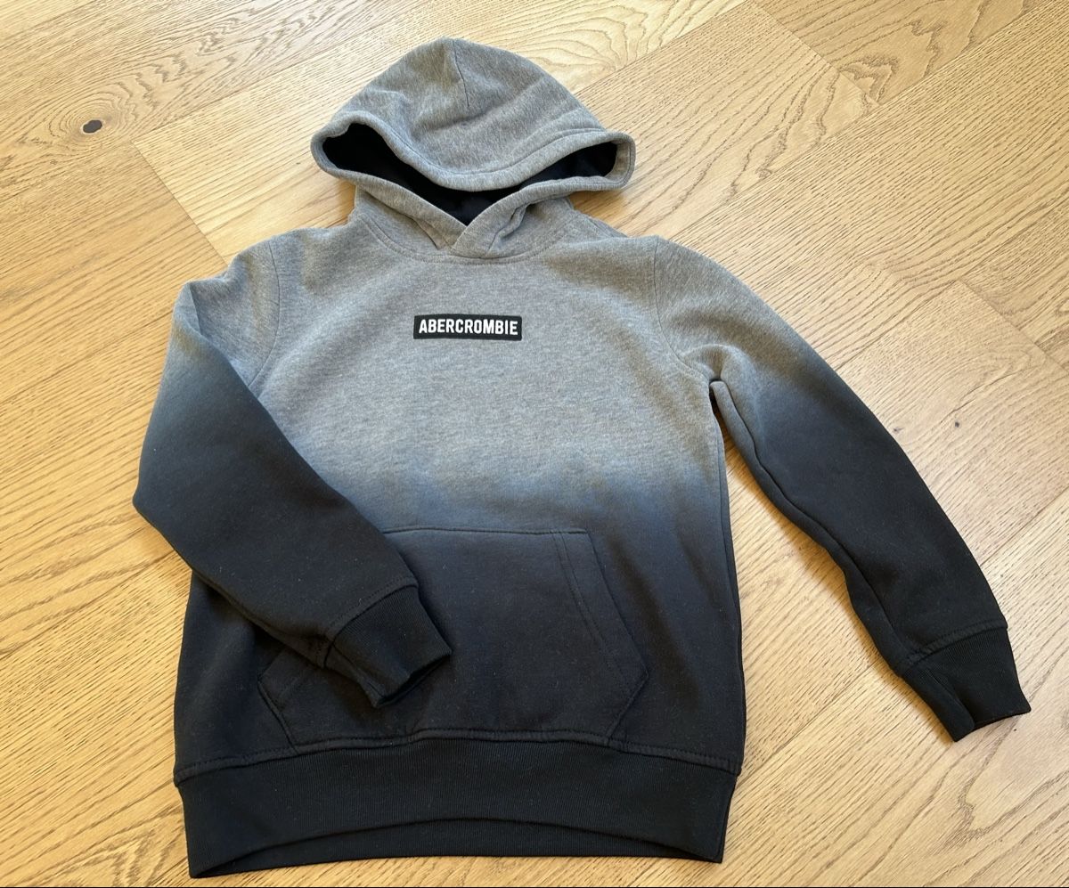 Abercrombie Lotti & Set di vestiti: Hoodie und Pulli Gr. 128/134 – Nuovo (secondo la descrizione) da Rothrist venduto da szc_9dg5 5