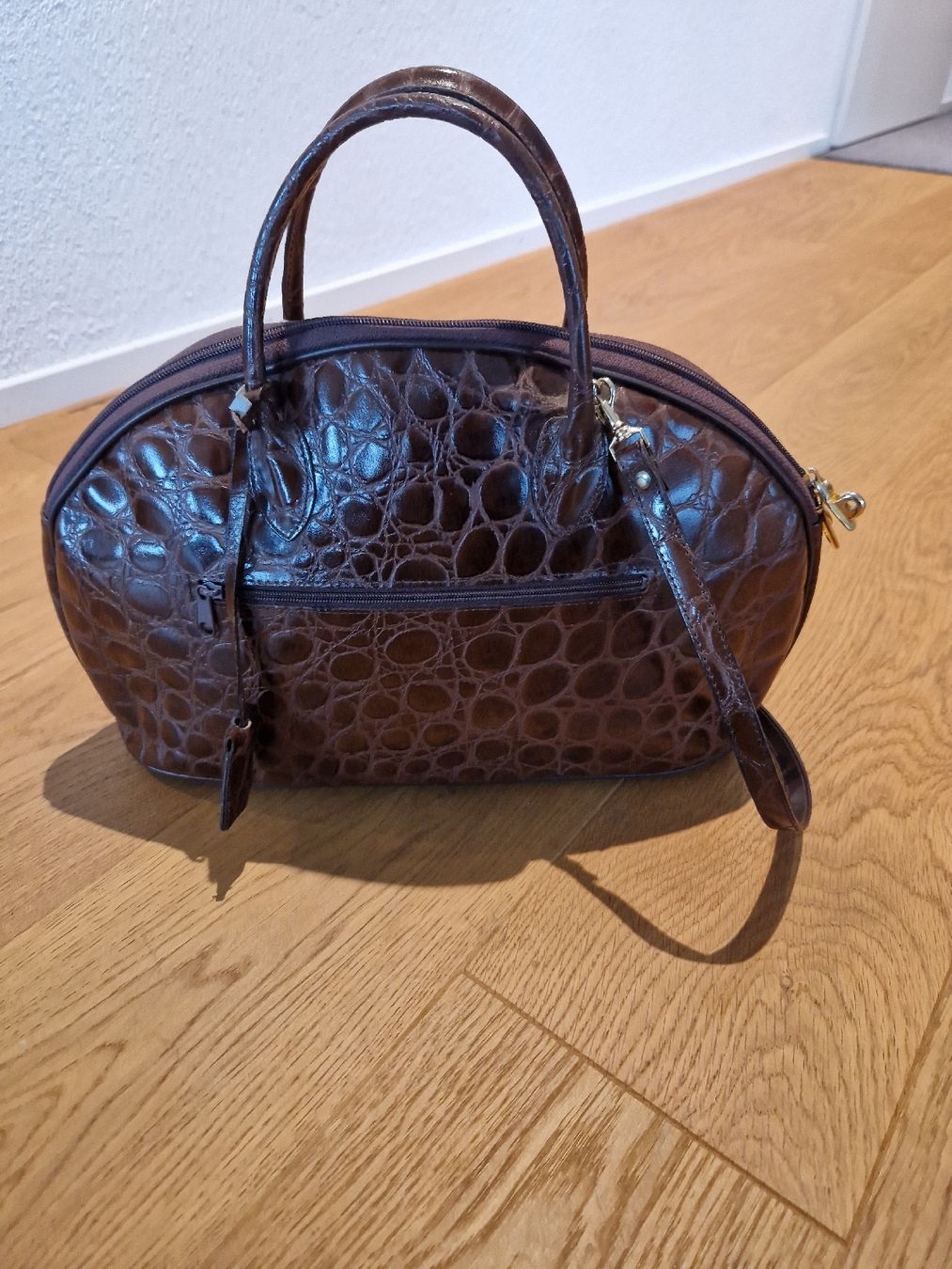 Borse da donna: Elegante Kroko-Handtasche, braun – Usato da St. Gallenkappel venduto da Kevinofski 1