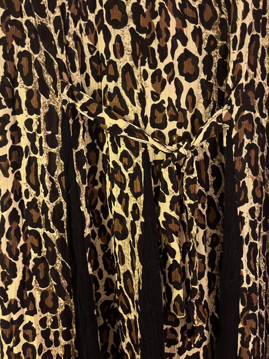 Vestiti: Elegantes Kleid mit Leo-Muster vintage – Usato da Zürich venduto da Closetbesties 4
