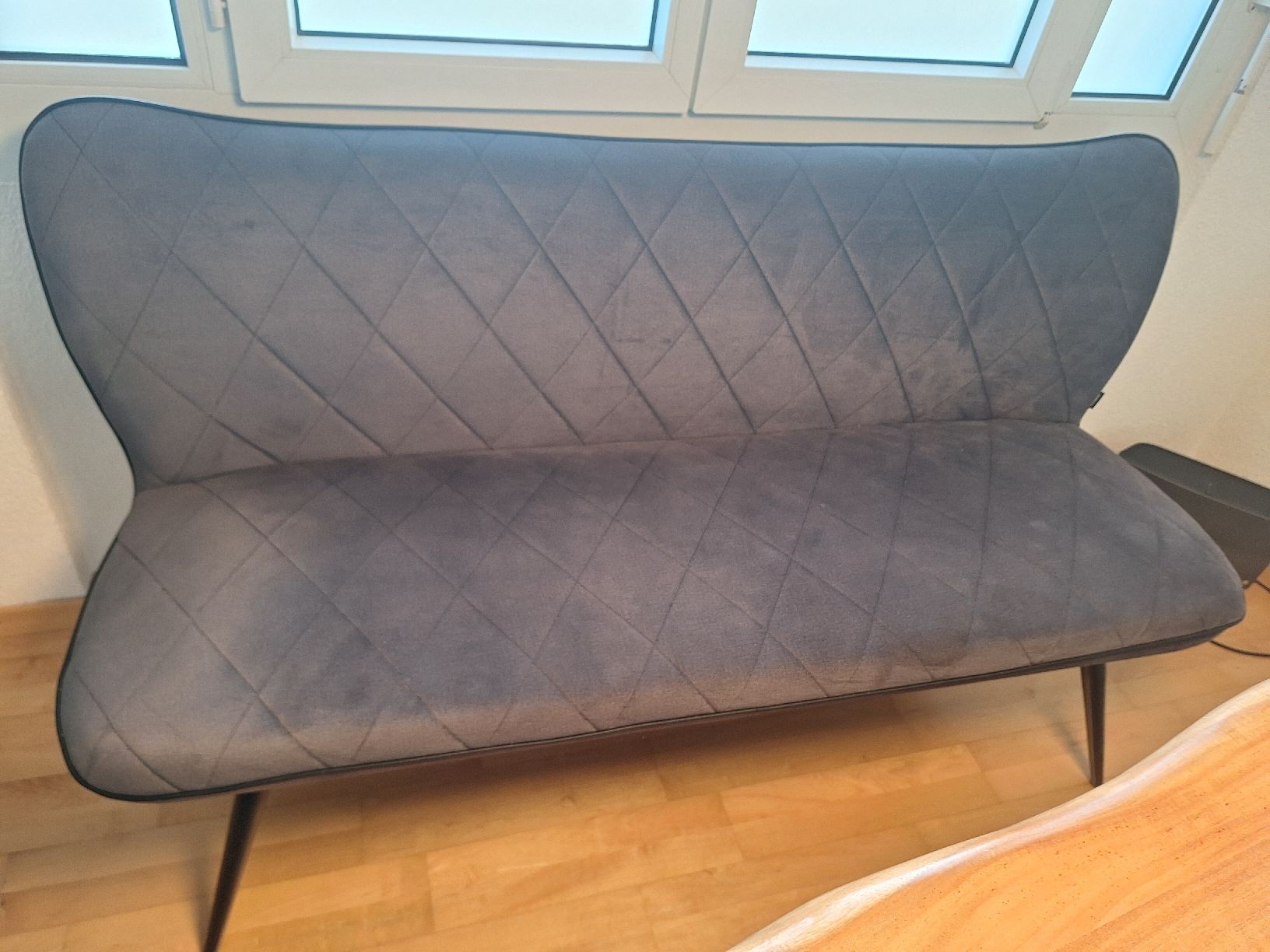 Panchine: Sitzbank  Metall, Textil grau – Usato da Wittenbach venduto da Schnuggihaas