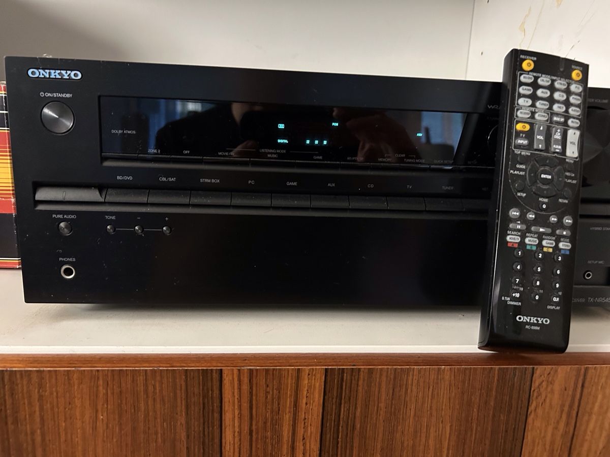 Onkyo Ricevitori: Onkyo TX-NR545 AV-Receiver – Usato da Münchenbuchsee venduto da Brunopatrick