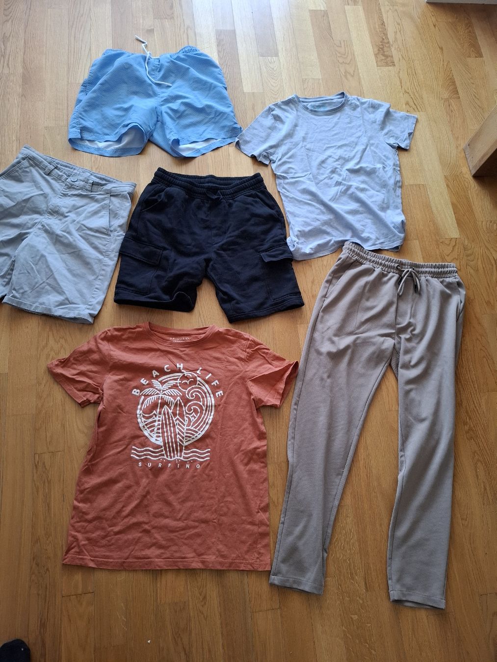 Kleiderpakete & -sets: Kleiderpaket, Grösse 164, Sommer, Top Zustand! hose xs – Gebraucht aus Baar von Jhonny18