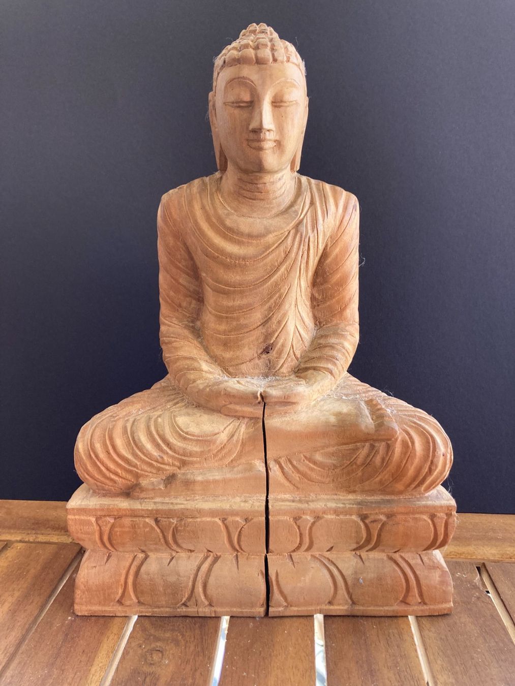 Statuette: Buddha Figur Sandel-Holz geschnitzt – Usato da Lengnau BE venduto da AllerleiSUPER 2