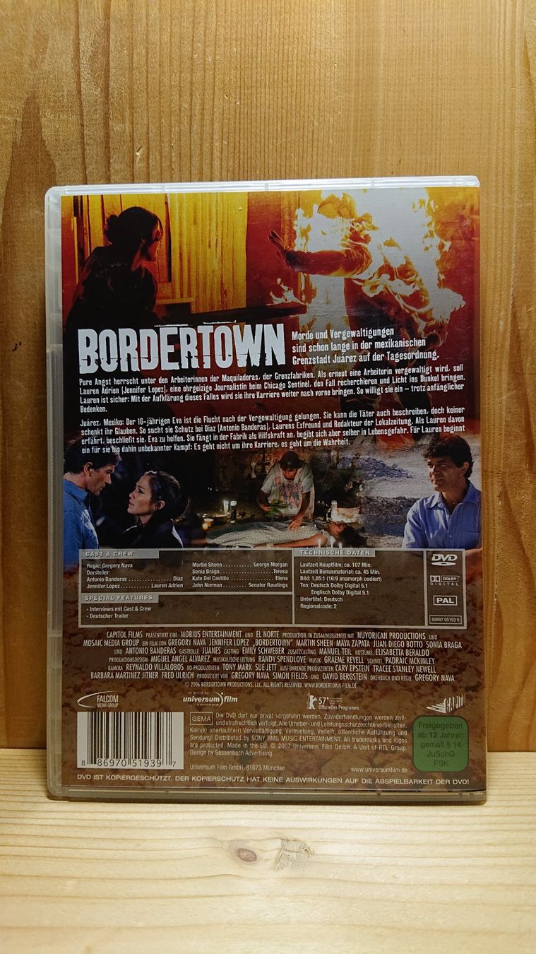 Tutti i DVDs: BORDERTOWN DVD mit Jennifer Lopez – Usato da Wilderswil venduto da Exebub 1