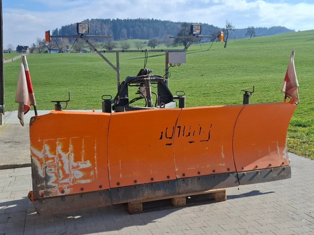 Boschung Sgombero neve: Schneepflug Boschung MF 3.3 – Usato da Wiezikon b.Sirnach venduto da breite93