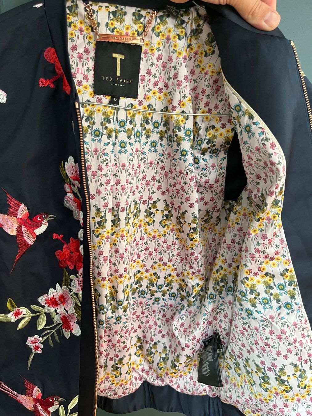Ted Baker Vestes: Ted Baker Bomberjacke Blumenprint Vögel Grösse 0 – D'occasion à Meilen par pau_6chq 3