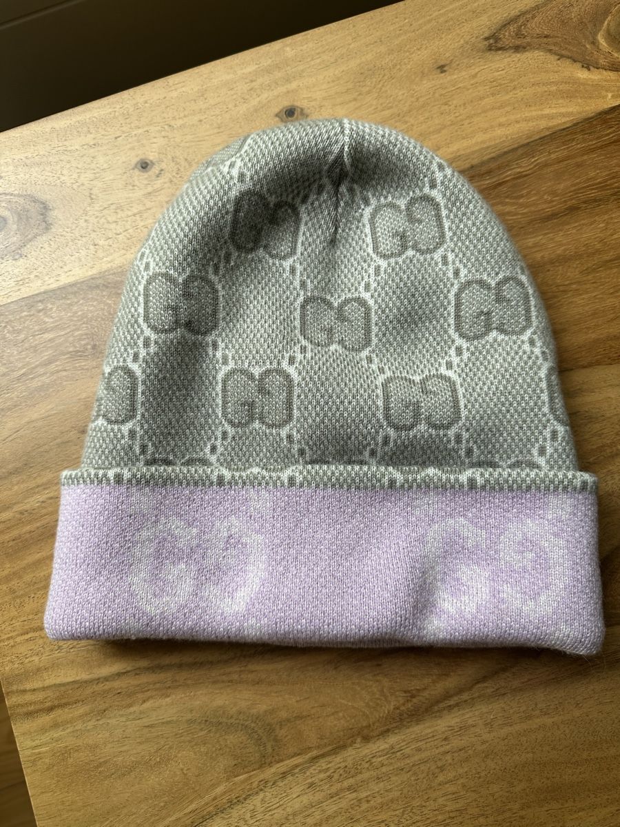 Gucci Copricapi, berretti & cappellini: Gucci Reversible wool beanie purple size M – Usato da Geneve venduto da iri_dr5s