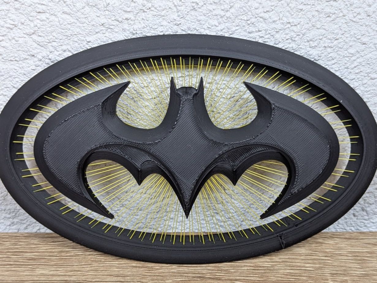 Statuette: Logo Batman Déco Effet String Art 3D - Pour Fans de Comics – Nuovo (secondo la descrizione) da Yvorne venduto da Bocchino_1291