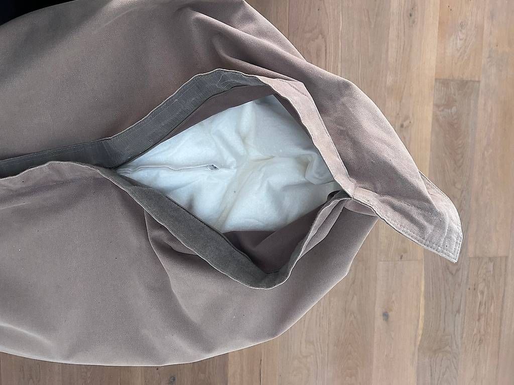 Fatboy Kissen: Fatboy original Canvas Farbe Taupe – Gebraucht aus Basel von Lalini 3
