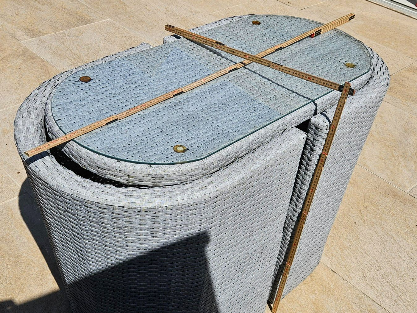 Set di tavolo e panche: Balkonset Tisch und Stühle – Usato da Dänikon ZH venduto da solamago 4