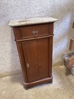 Antikes jugendstil Nachttischchen mit Marmorplatte