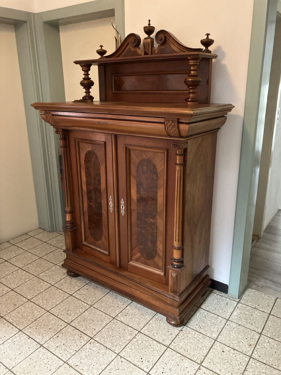Armoires: Schrank – Défectueux à Burg AG par ala_cx8x