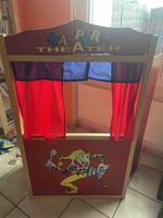 Kaspertheater aus Holz mit Vorhang gebraucht