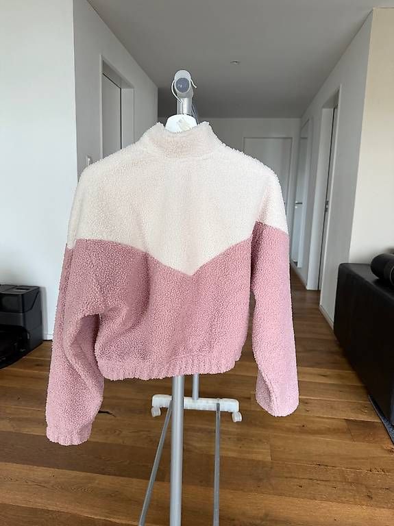 Pullover & Sweatshirts: Fleece Pullover Even & Odd, Grösse M – Gebraucht aus Full-Reuenthal von mel.mel 1