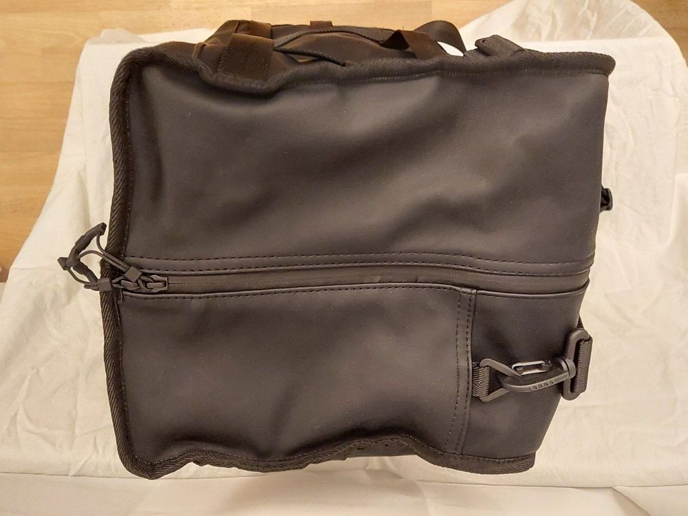 Zara Borse: Zara Reise-/Sporttasche wasserabweisend – Usato da Glattpark (Opfikon) venduto da Sterling.Shamrock 4
