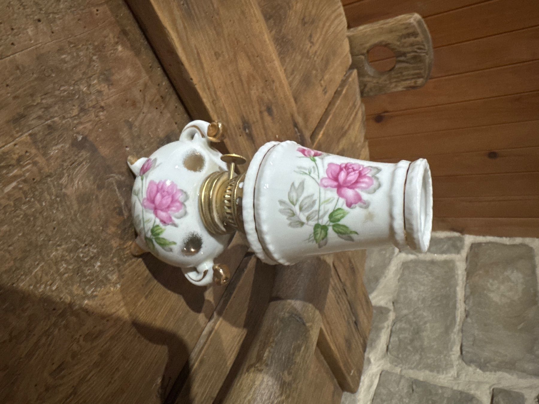 Lampade: Lampe pétrole ancienne – Usato da Lajoux JU venduto da Briard0 1
