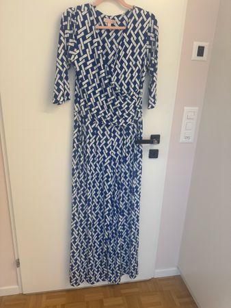 Marivie Jumpsuit, Grösse L, blau/weiss gemustert👗