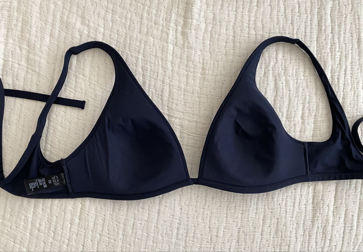 Cos Costumi da bagno & Bikini: COS Bikinitop / Bikini Oberteil in Gr.38 – Nuovo (secondo la descrizione) da Ehrendingen venduto da Uxaxa 1