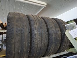 Lieferwagen Pneu