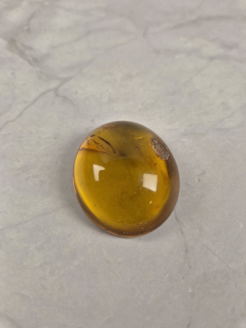 Minerali & Pietre curative: Cabochon en ambre baltique – Nuovo (secondo la descrizione) da Sugnens venduto da Madteus82