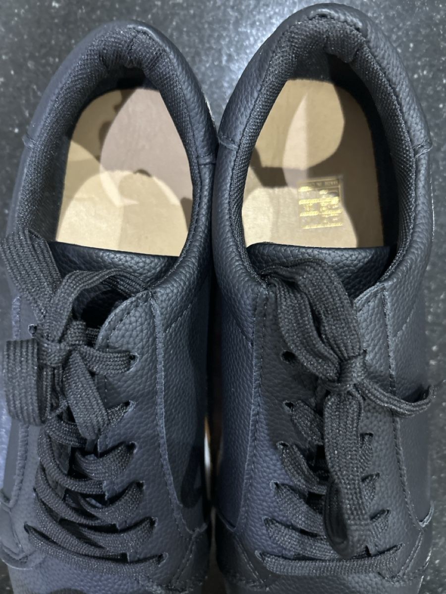 Shein Scarpe da donna: Leichte Sneakers, Grösse 41, schwarz – Nuovo (secondo la descrizione) da Erlinsbach SO venduto da hallon480 3