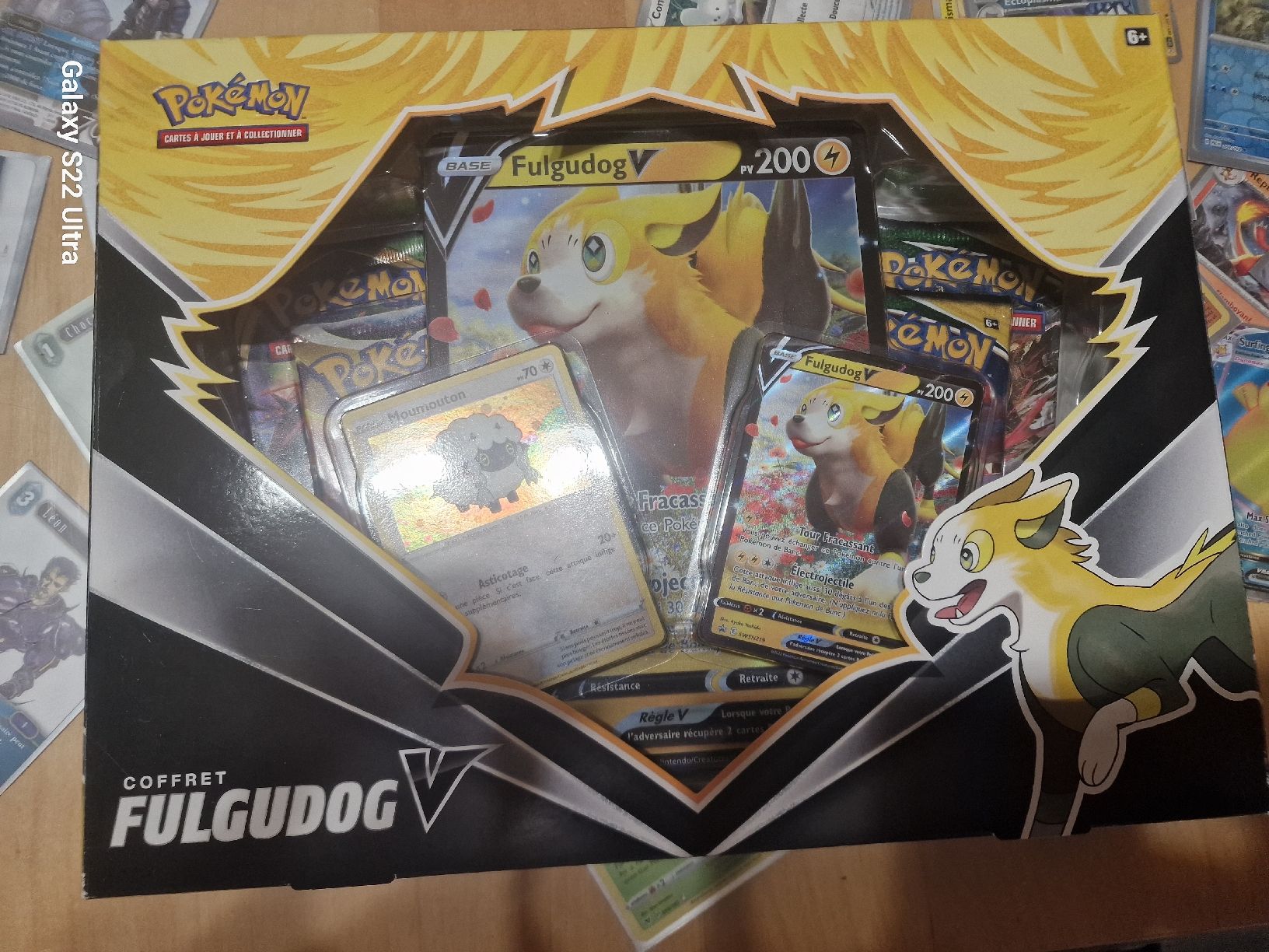 Pokémon Sammelbilder & Trading cards: Pokémon Fulgudog V Box FR 2 Évolution Céleste – Neu und originalverpackt aus Bulle von ned_msw7