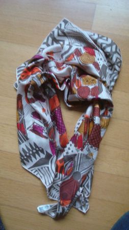 Seidenfoulard Christian Fischbacher 88 x 89 cm