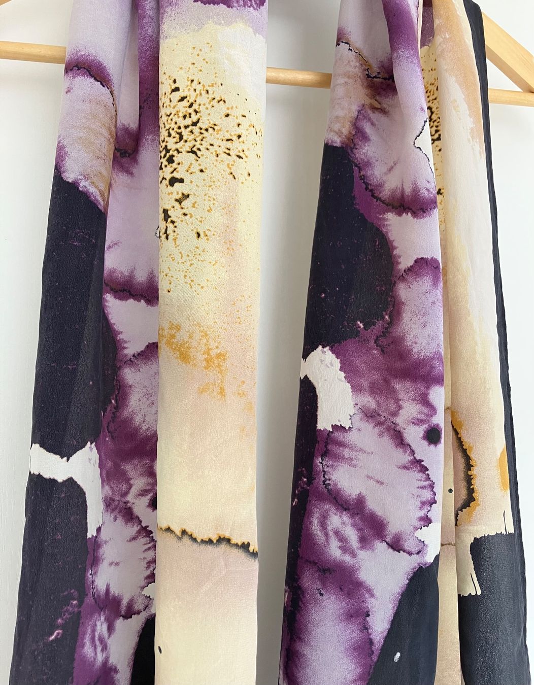 Foulard & Sciarpe: Jammers & Leufgen Seide Schal – Usato da Unterägeri venduto da Jutka_04 2