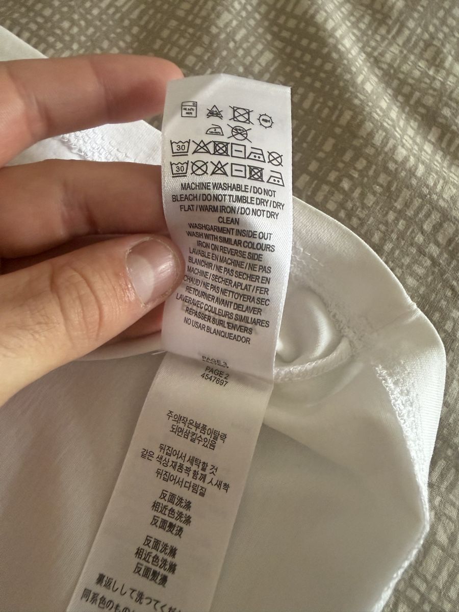 Burberry T-shirt: T shirt Burberry – Nuovo (secondo la descrizione) da Genève venduto da tho_5cfx 4