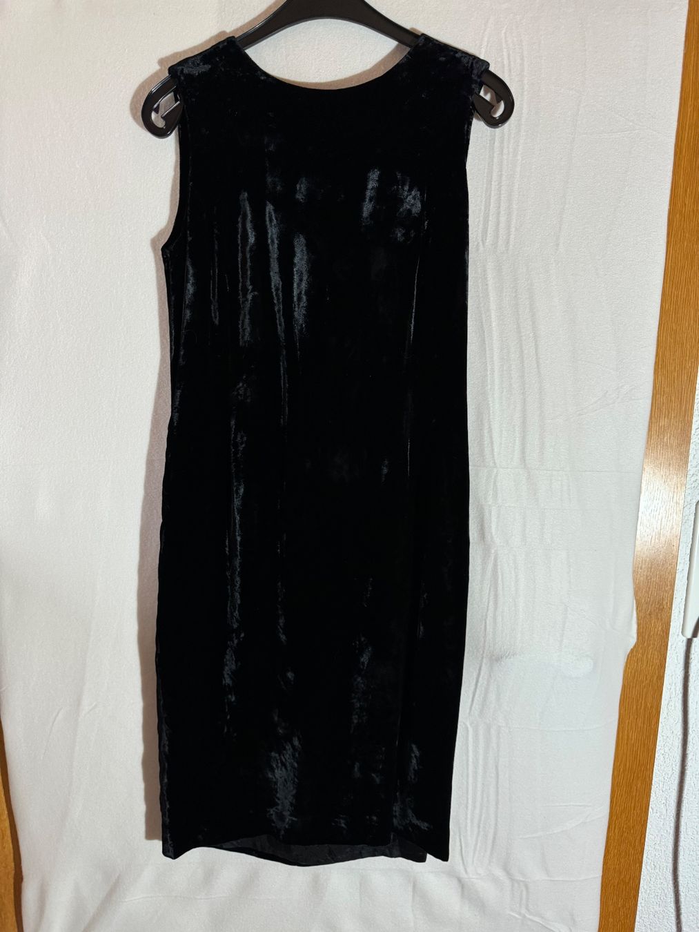 Kleider: Schwarzes Samtkleid von Algo Couture Gr. 38 – Gebraucht aus Grosswangen von second_hand_dress