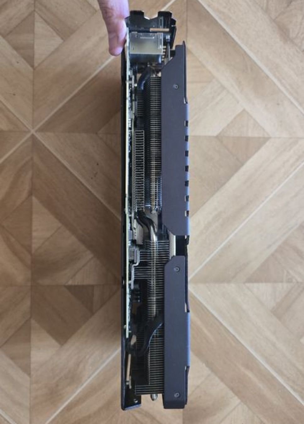 Asus Grafikkarten: ASUS RTX 3080 – Gebraucht aus St-Martin FR von MaxHsr 3
