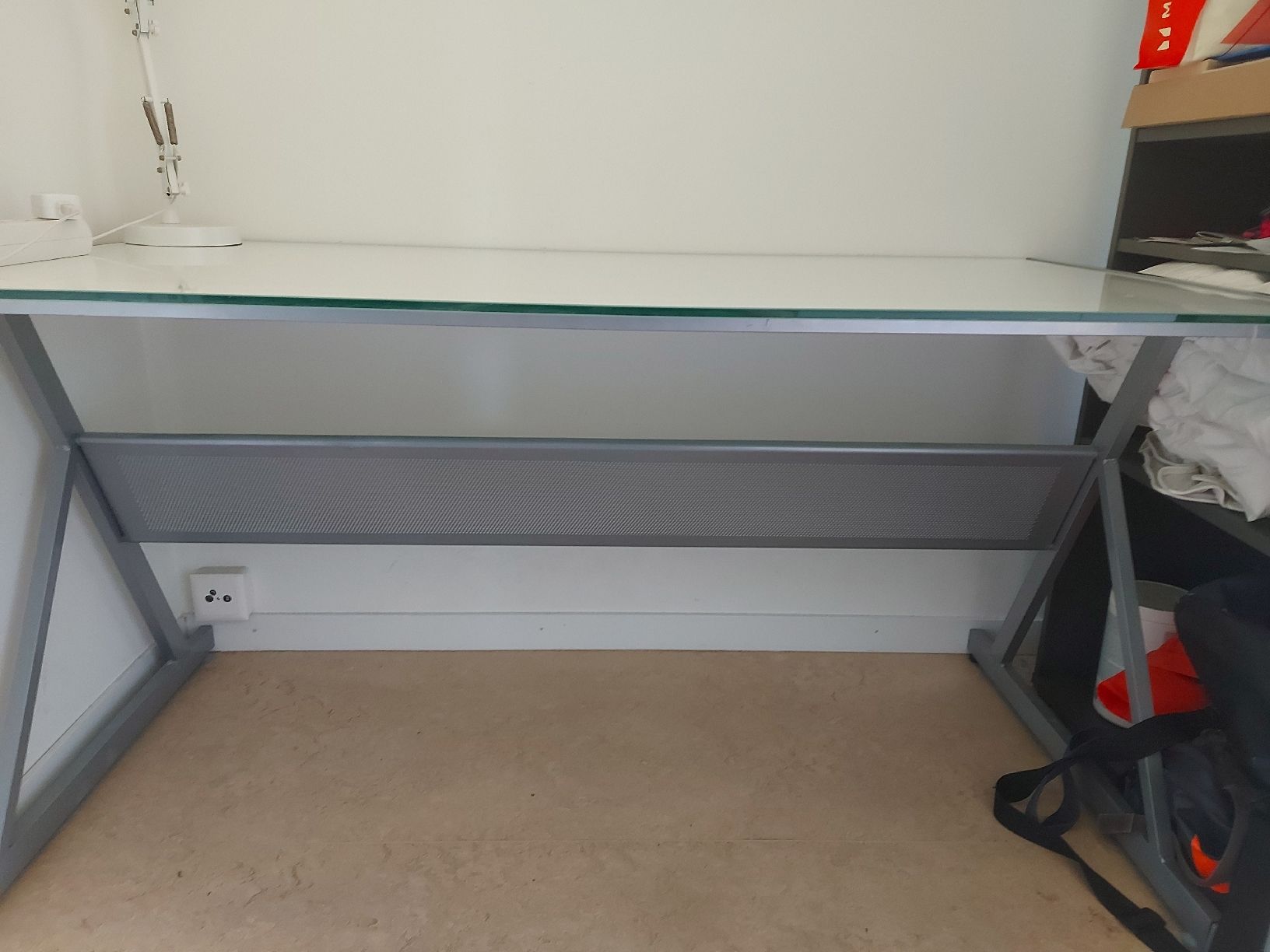 Schreibtische: Büro 140x70cm – Gebraucht aus Bern von rob_qf6l 1