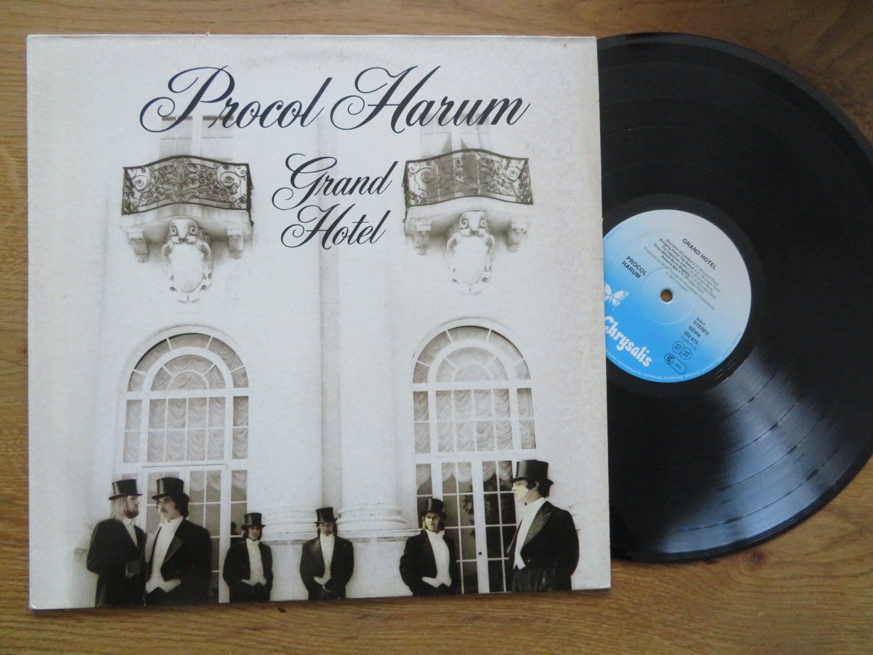 Dischi in vinile: PROCOL HARUM GRAND HOTEL – Nuovo (secondo la descrizione) da Zürich venduto da max_cp5f