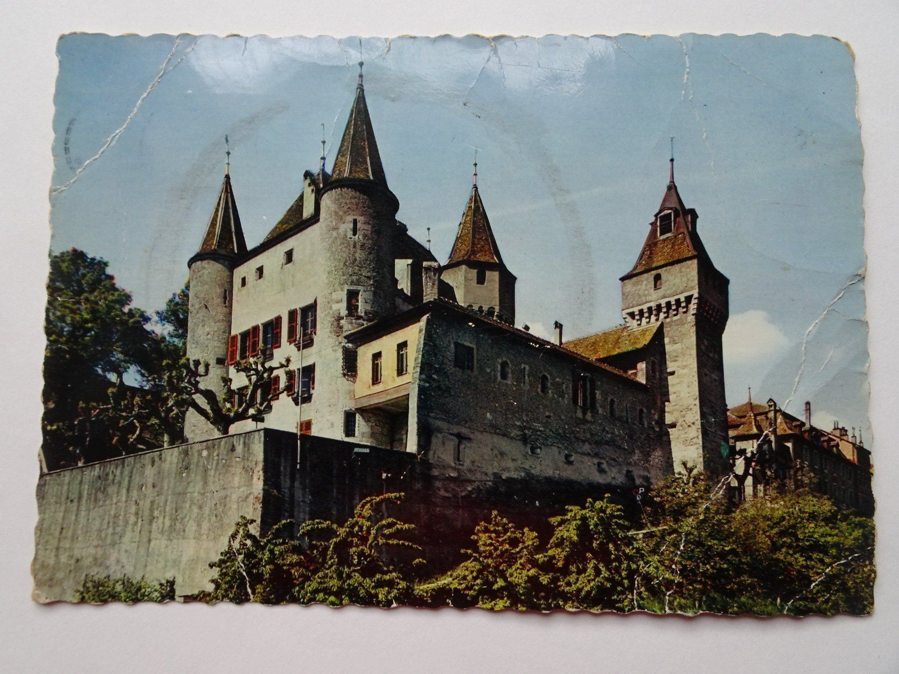 Cartoline postali: Schloss Nyon 1963 – Usato da Aadorf venduto da Chnorli-Furz