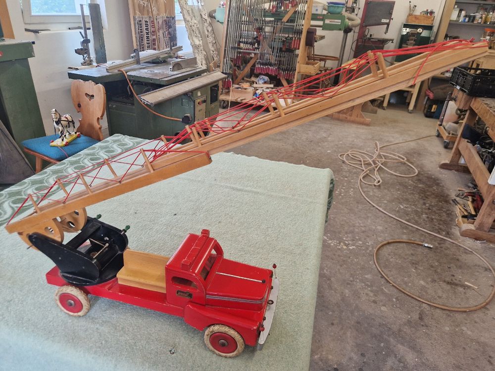 Brio Jouets: Original Brio Feuerwehrauto in Top Zustand – D'occasion à Dürnten par SEINundDESIGN 7