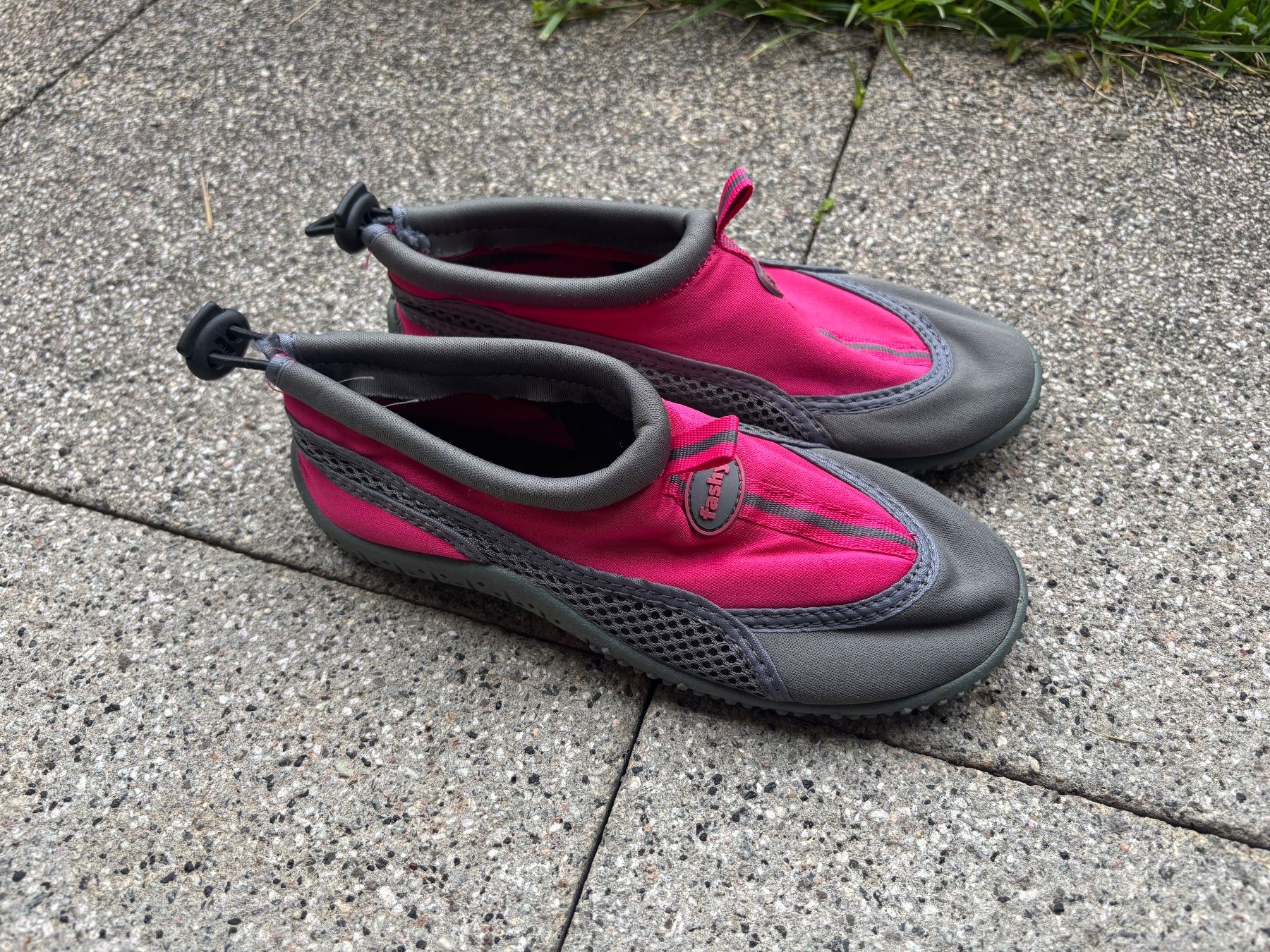 Scarpe da uomo: Badeschuhe Fashy, Grösse 33 – Usato da Cham venduto da CarmenBu