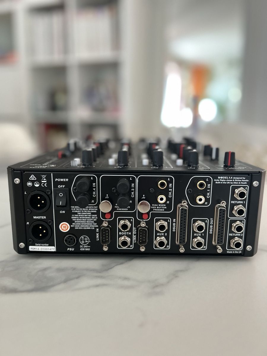 Allen & Heath Console di mixaggio: Mixer PLaYDifferently MODEL 1.4 + decksaver – Usato da Morbio Inferiore venduto da ste_k6tr 2