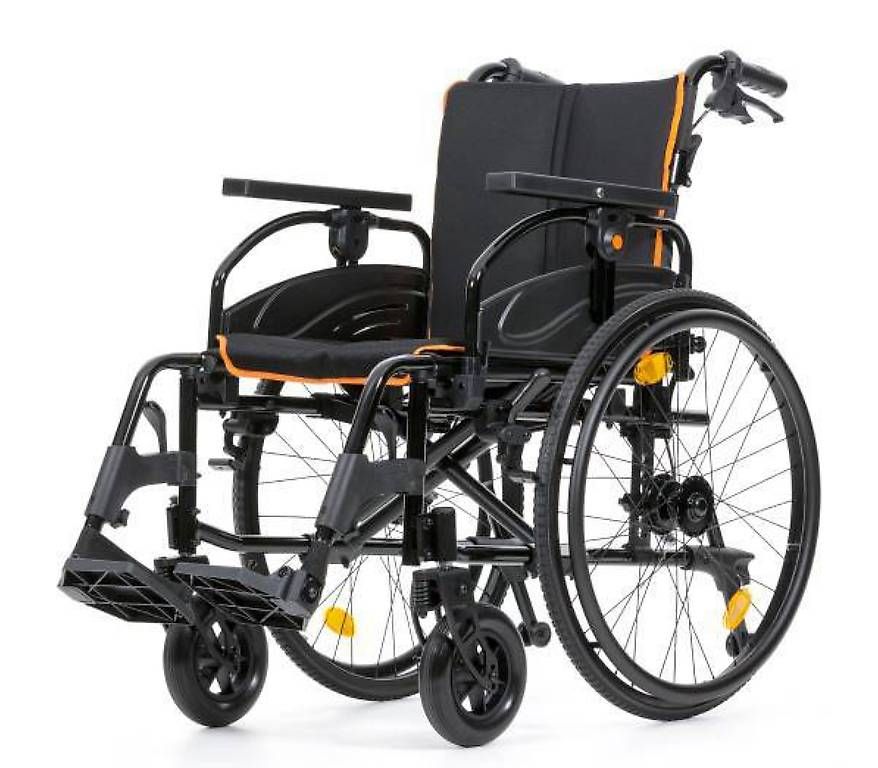 Chaises roulantes: Rollstuhl Tiger Neuwertig – D'occasion à Herdern par Bettina_st
