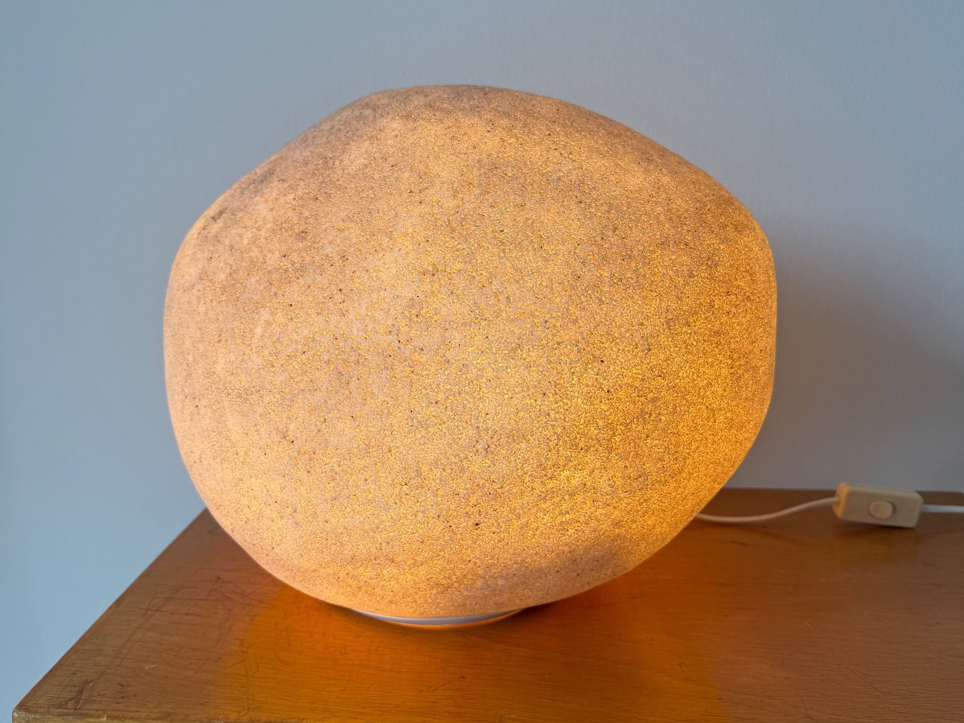 Lampen: Moon Rock Lampe, 70er Jahre – Gebraucht aus Luzern von Mamutpe 1