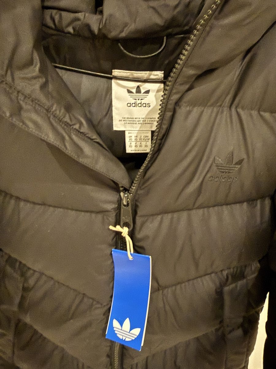 Adidas Giacche: Adidas Winterjacke – Nuovo e nell'imballaggio originale da Neerach venduto da the_modern_mini 1