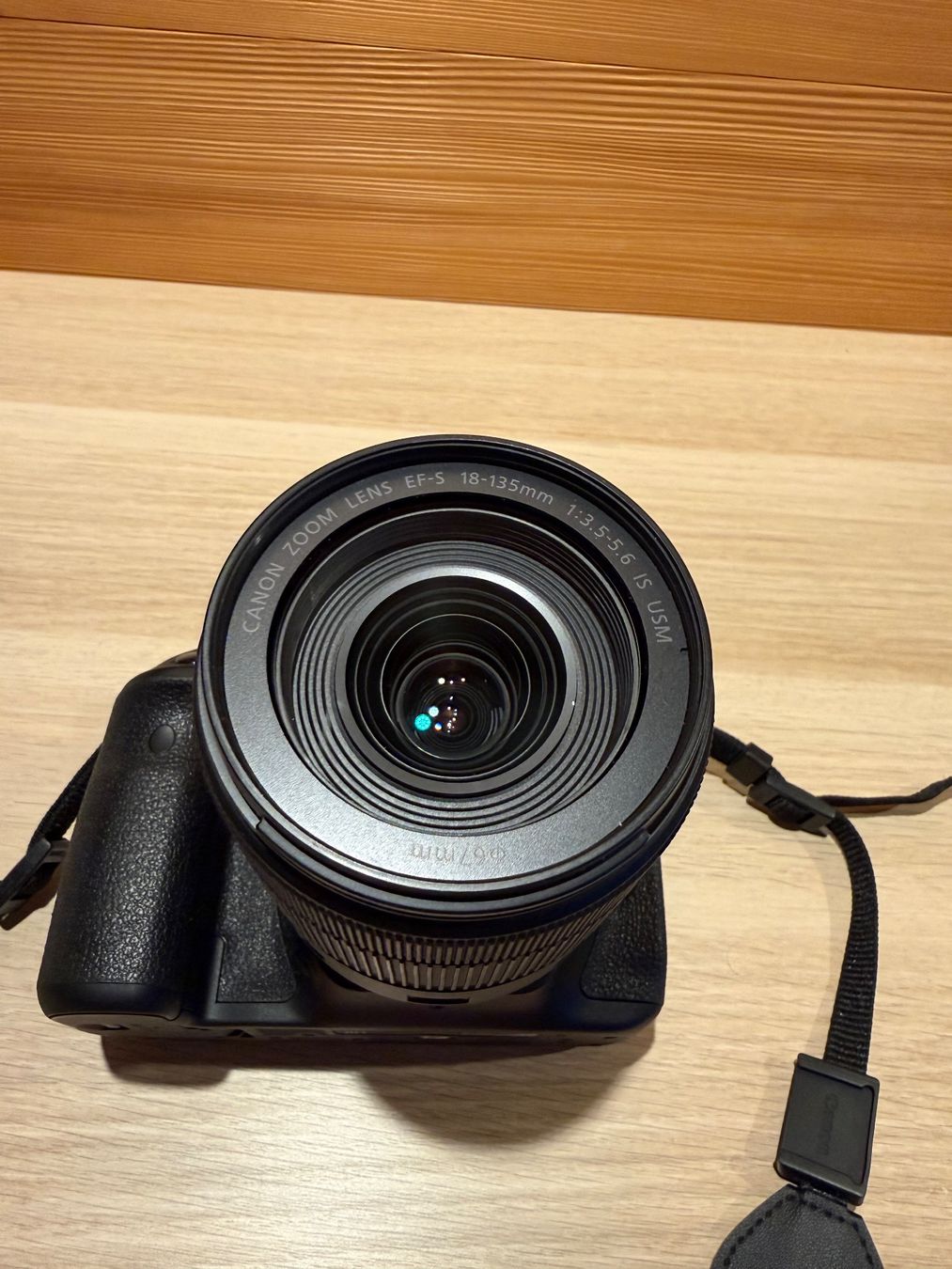 Canon Fotocamera: Canon EOS 90D + EF-S 18-135mm IS USM – Usato da Bönigen venduto da Andy_7726 4