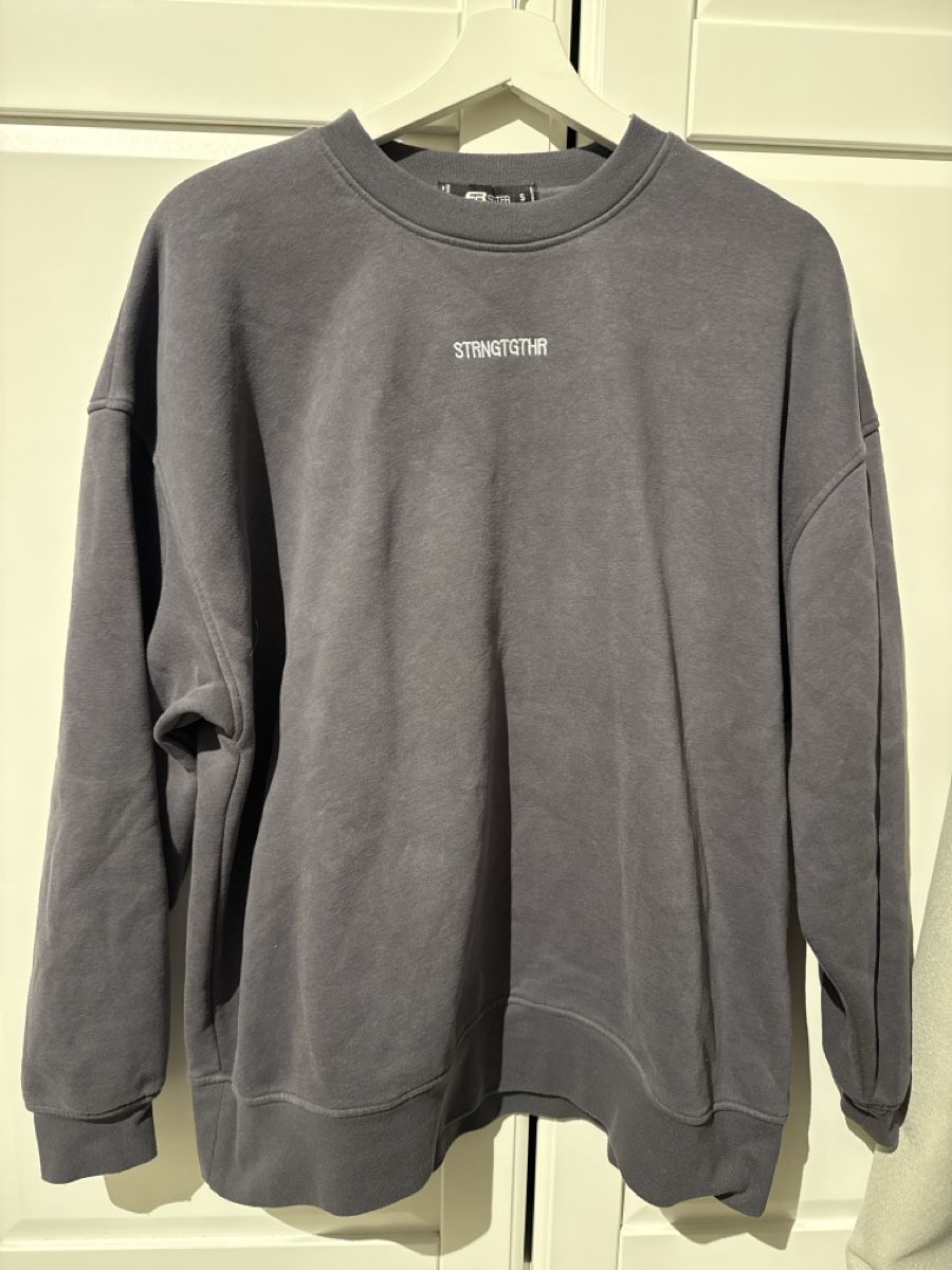 Maglioni & Felpe: Pullover – Usato da Niederlenz venduto da SaraMK6
