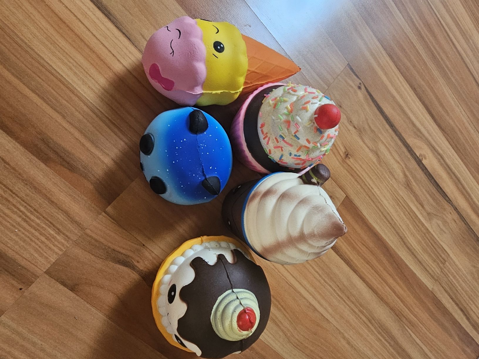 Squishmallows Spielzeuge: Squishy's – Gebraucht aus Gossau SG von lexa7219 1