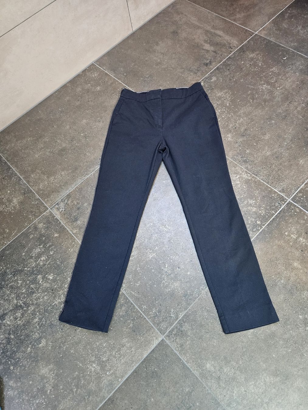 Zara Pantaloni: zara  Hose Gr. M – Usato da Niederwil AG venduto da marciag 1