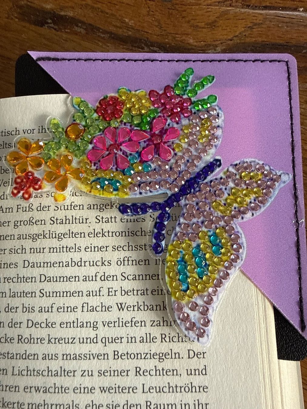 Altre raccolte & rarità: Buchzeichen-Lesezeichen- Schmetterling- Selfmade – Nuovo (secondo la descrizione) da Teufenthal AG venduto da MeineSchatztruhe