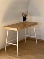 Schreibtisch IKEA